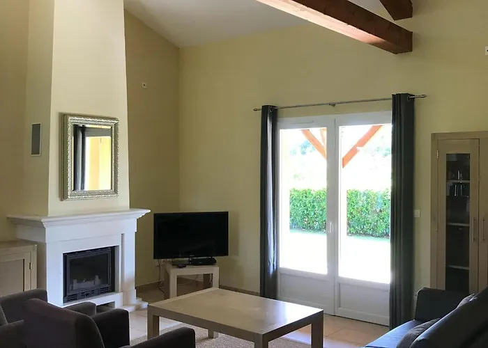 In Countryside With Private Garden *